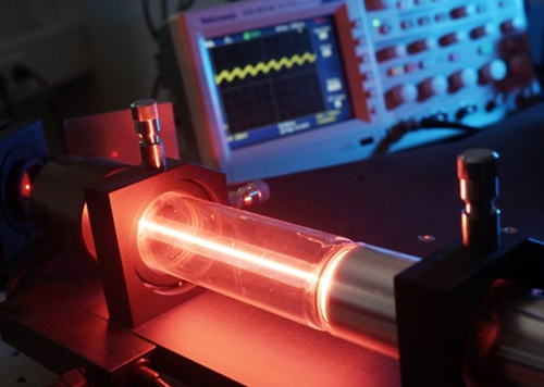 Figure 2. How HeNe Lasers Work.png